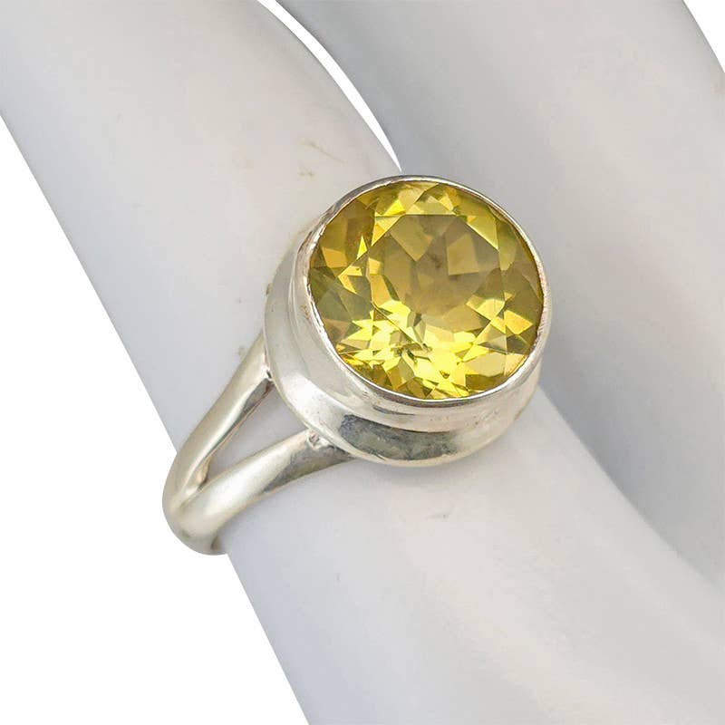 Faceted Lemon Topaz Sterling Silver Ring: 8