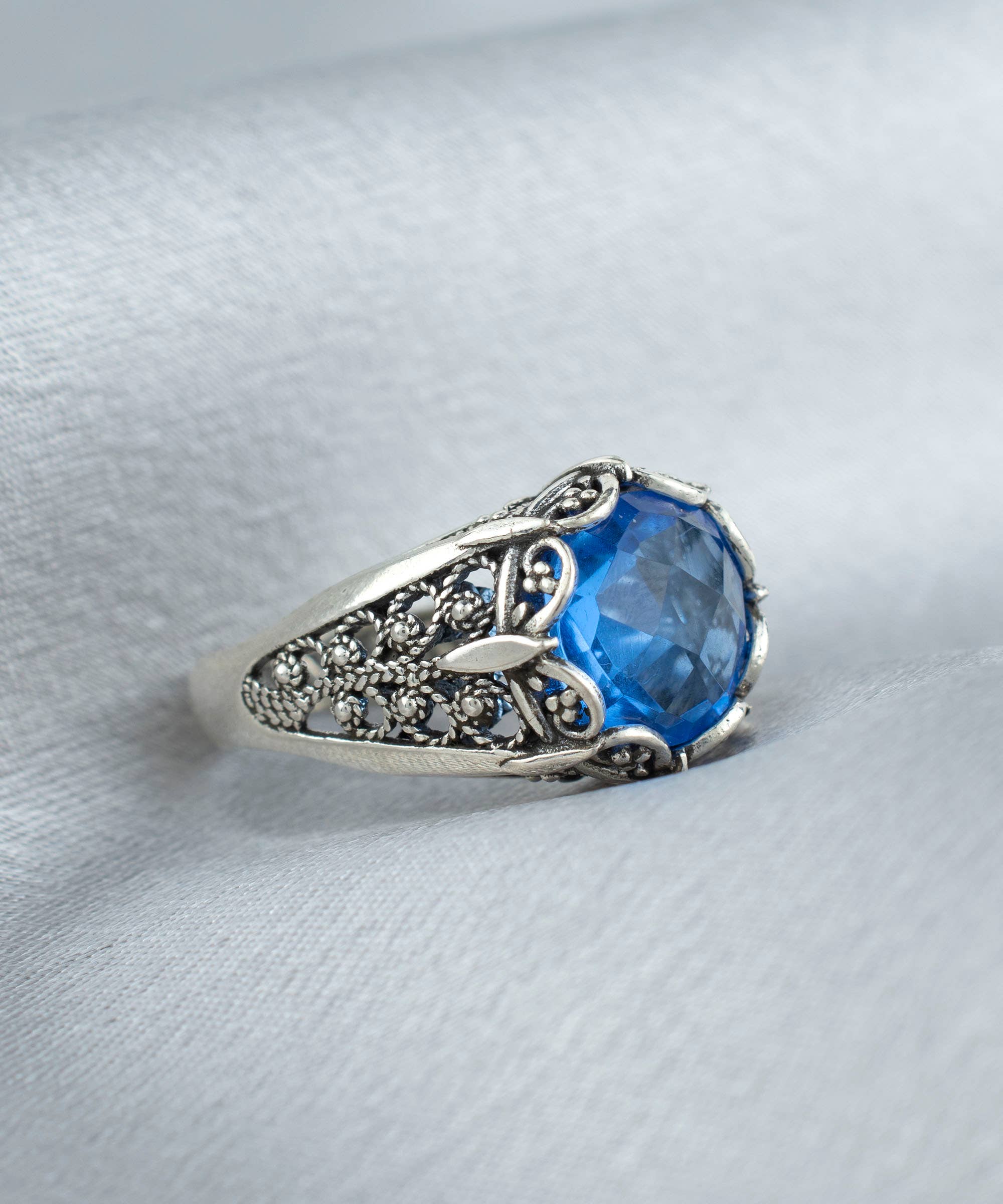 Art Blue Quartz Gemstone Women Silver Ring: 7
