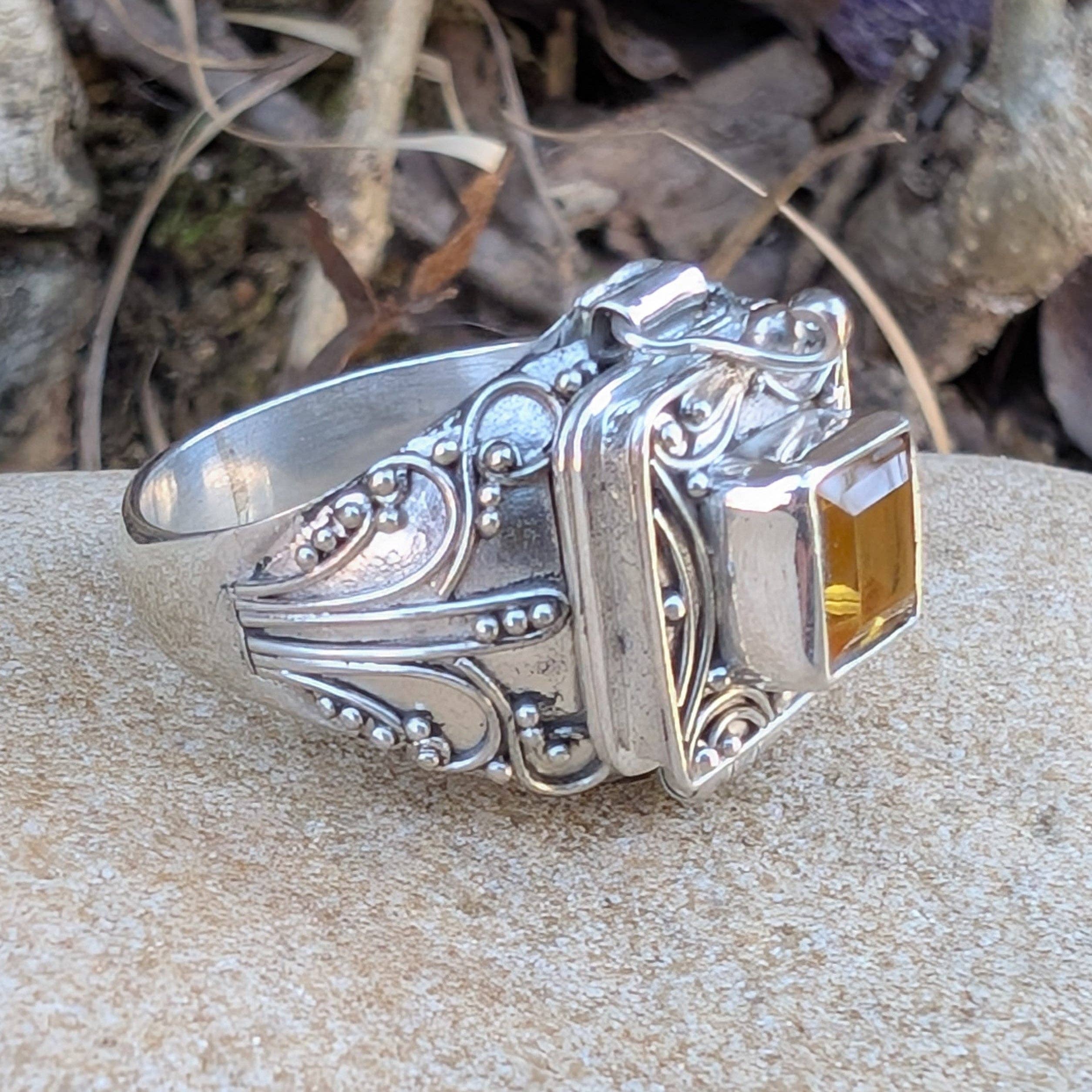 Midnight Elixir - Square Poison Locket Box Sterling Silver Ring: Blue Topaz / 7