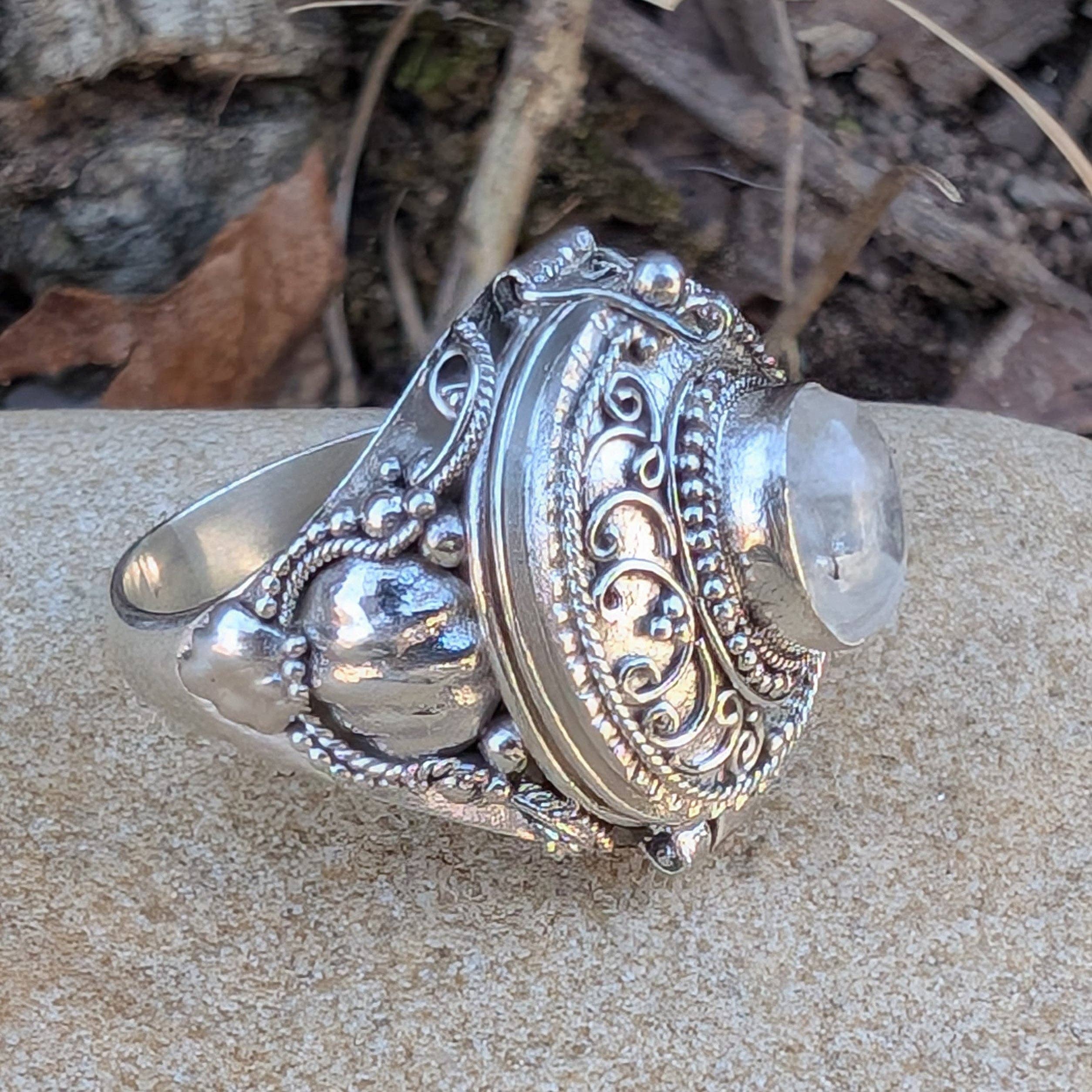 Medieval Eye - Gemstone Poison Box Locket Ring in Sterling Silver: Tiger Eye / 7