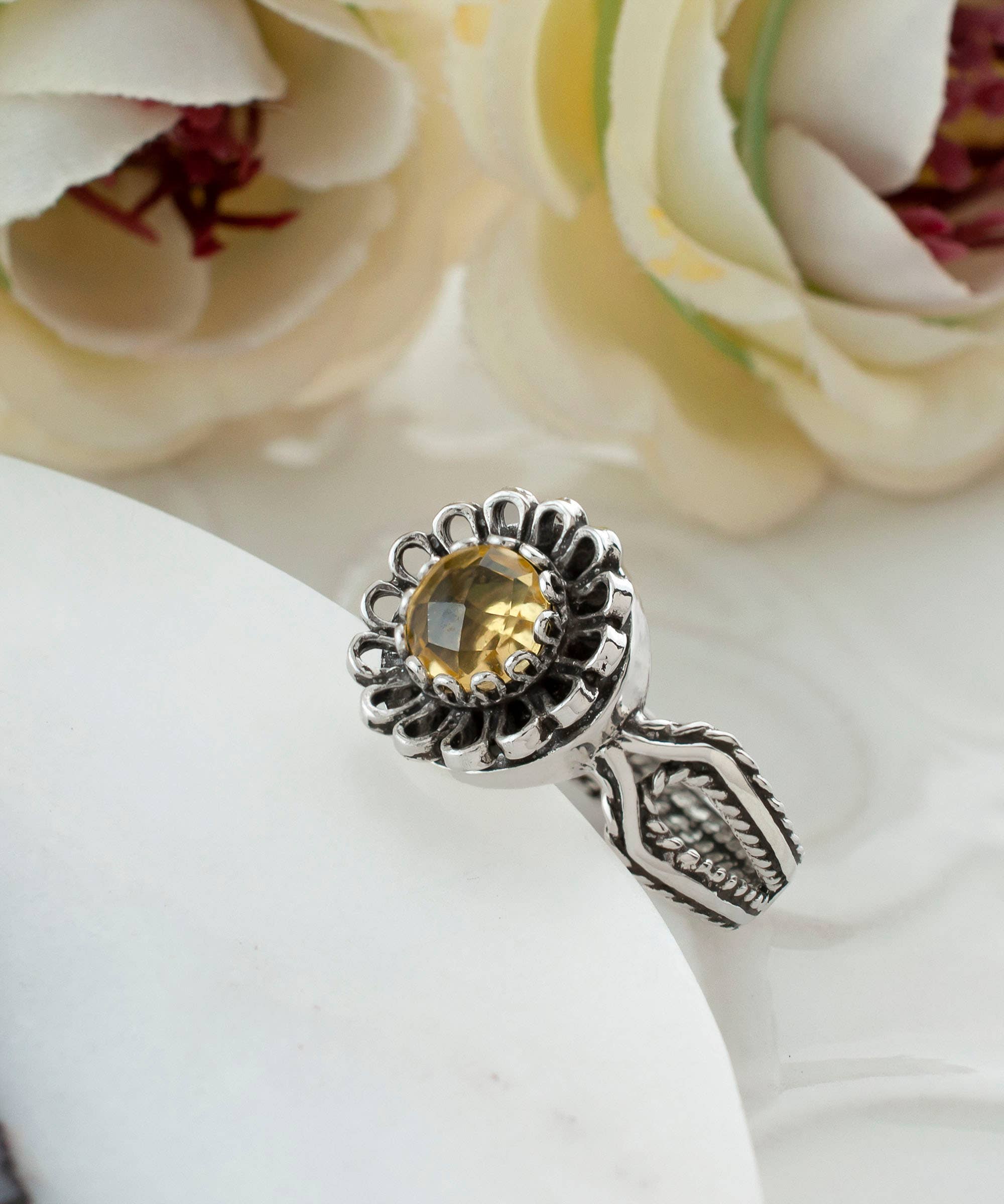 Art Dainty Citrine Gemstone Women Silver Ring: 7