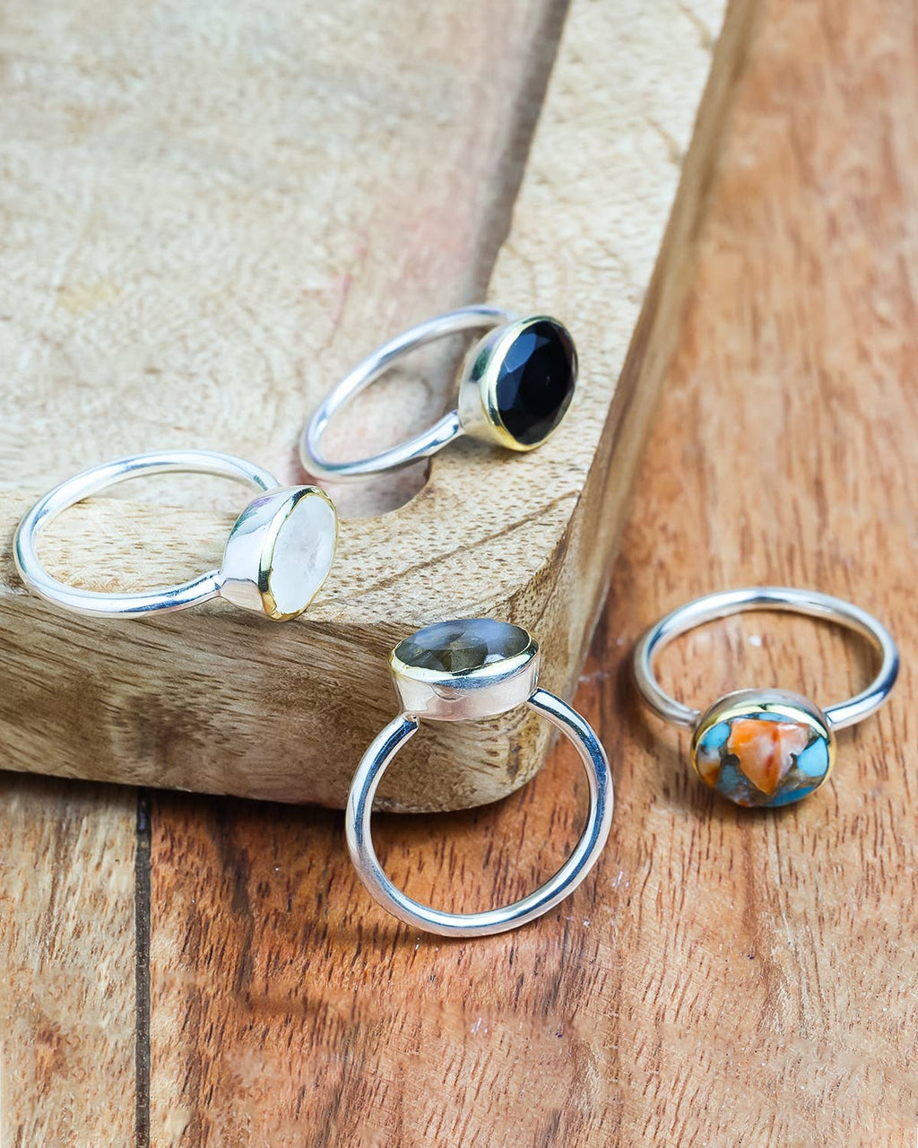 14k Gold Over 925 Sterling Silver Labradorite Ring: 10