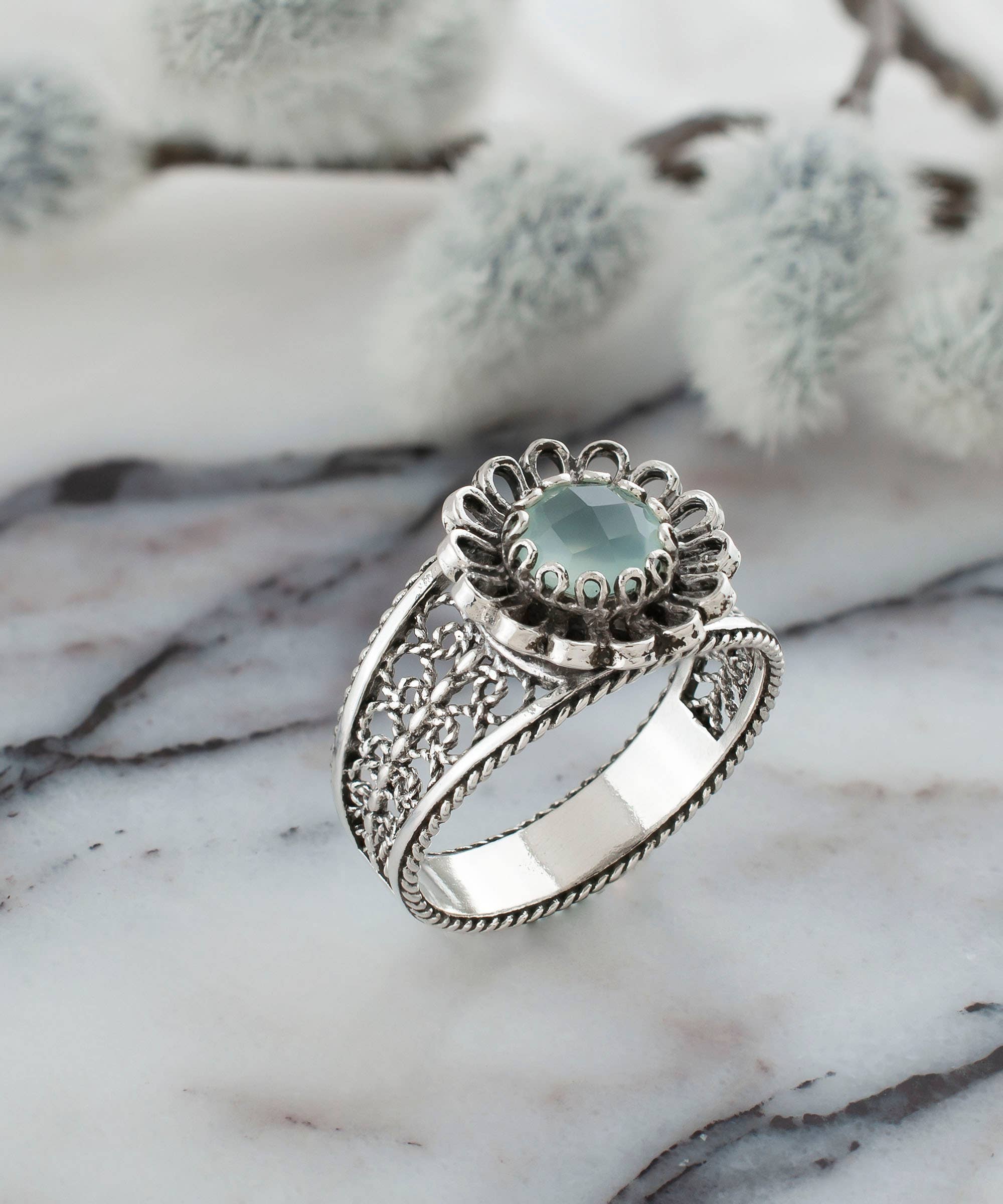 Filigree Art Daisy Figured Aqua Chalcedony Gemstone Women Sterling Silver Cocktail Ring: 7