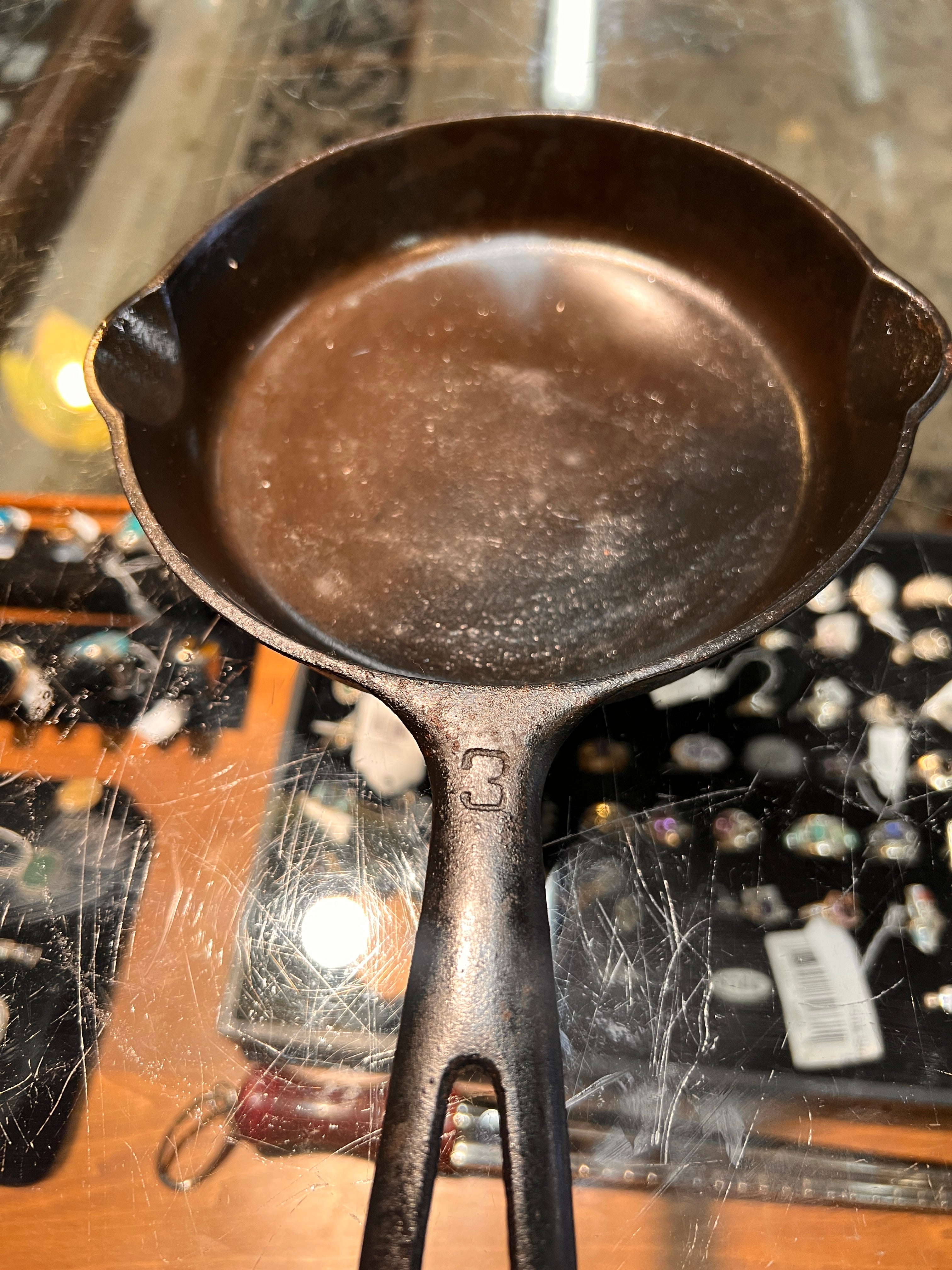 Vintage Griswold No. 3 Cast Iron Skillet 662 – Large Block Logo – Erie PA – Seasoned