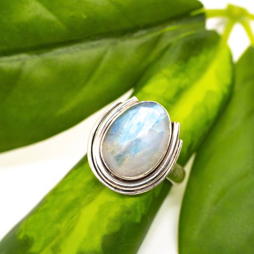 Sterling Silver Moonstone Horseshoe Ring: 9