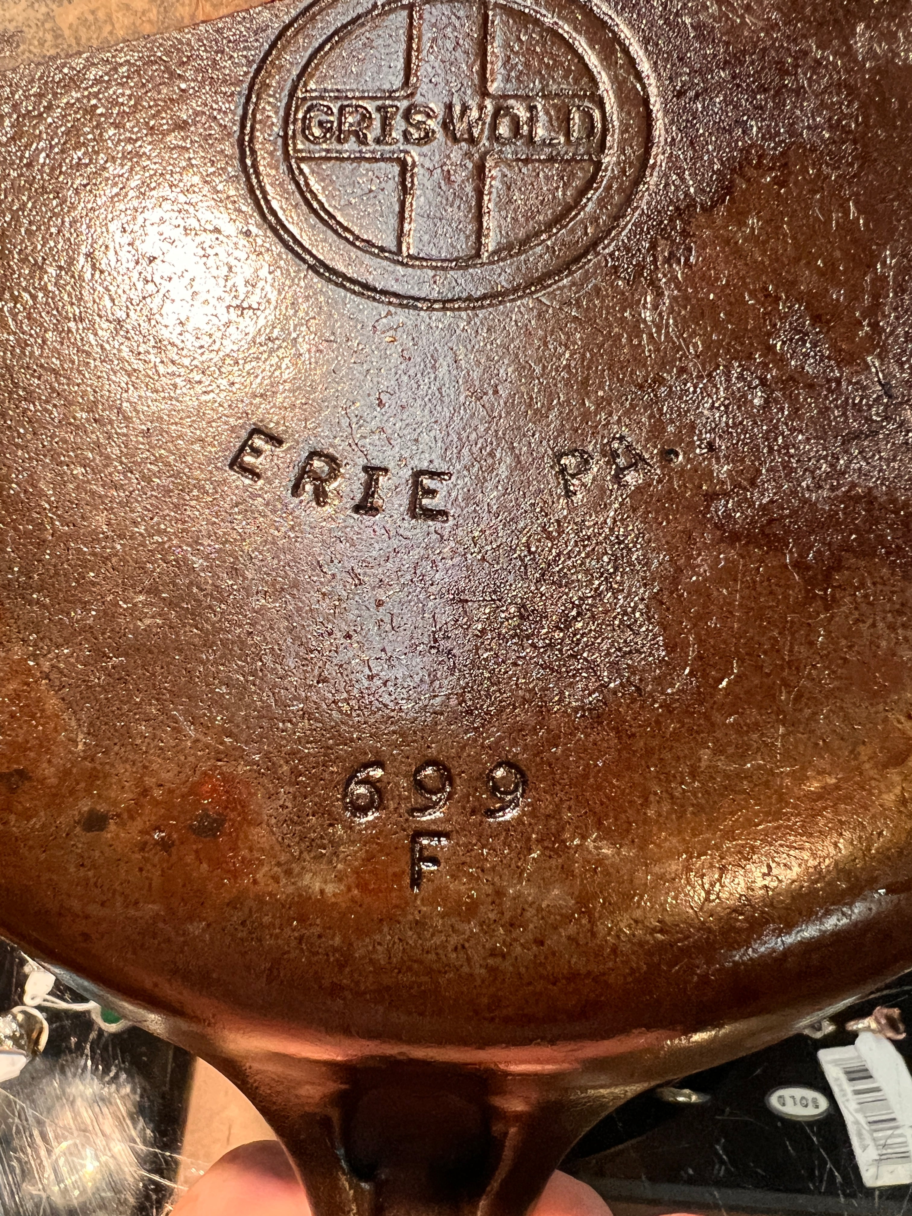 Griswold No. 6 Cast Iron Skillet with Large Block Logo, Pattern 699 F