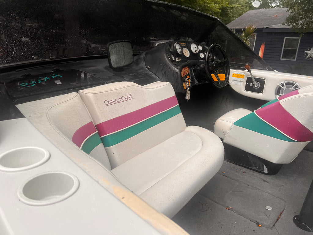 1993 Correct Craft Ski Nautique – Classic Performance and Style
