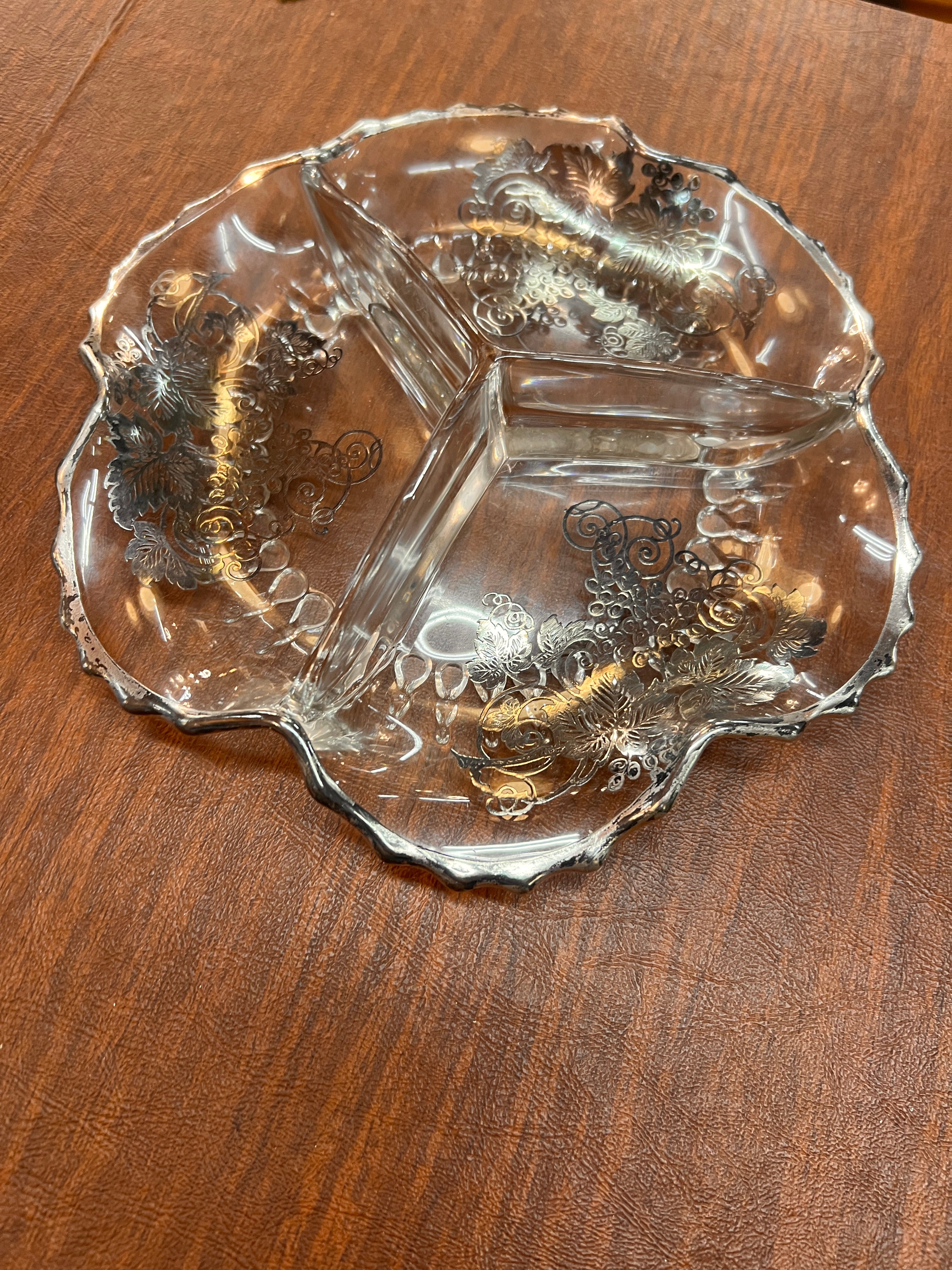 Vtg. Silver City 3-part glass divided relish dish overlay grapes & leaves 9" MCM