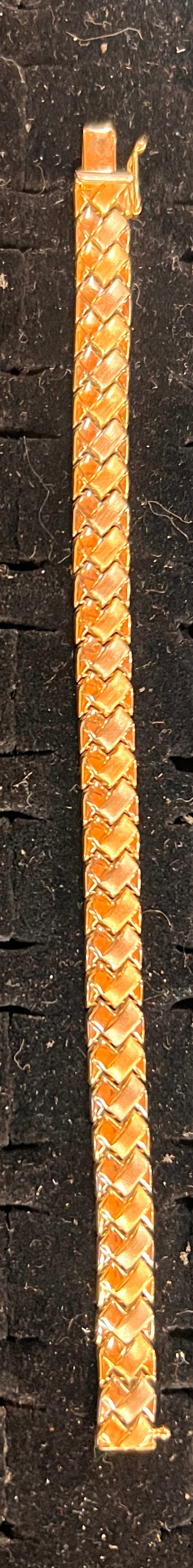 14 Karat Yellow Gold Bracelet Made In Turkey 11.46 Grams