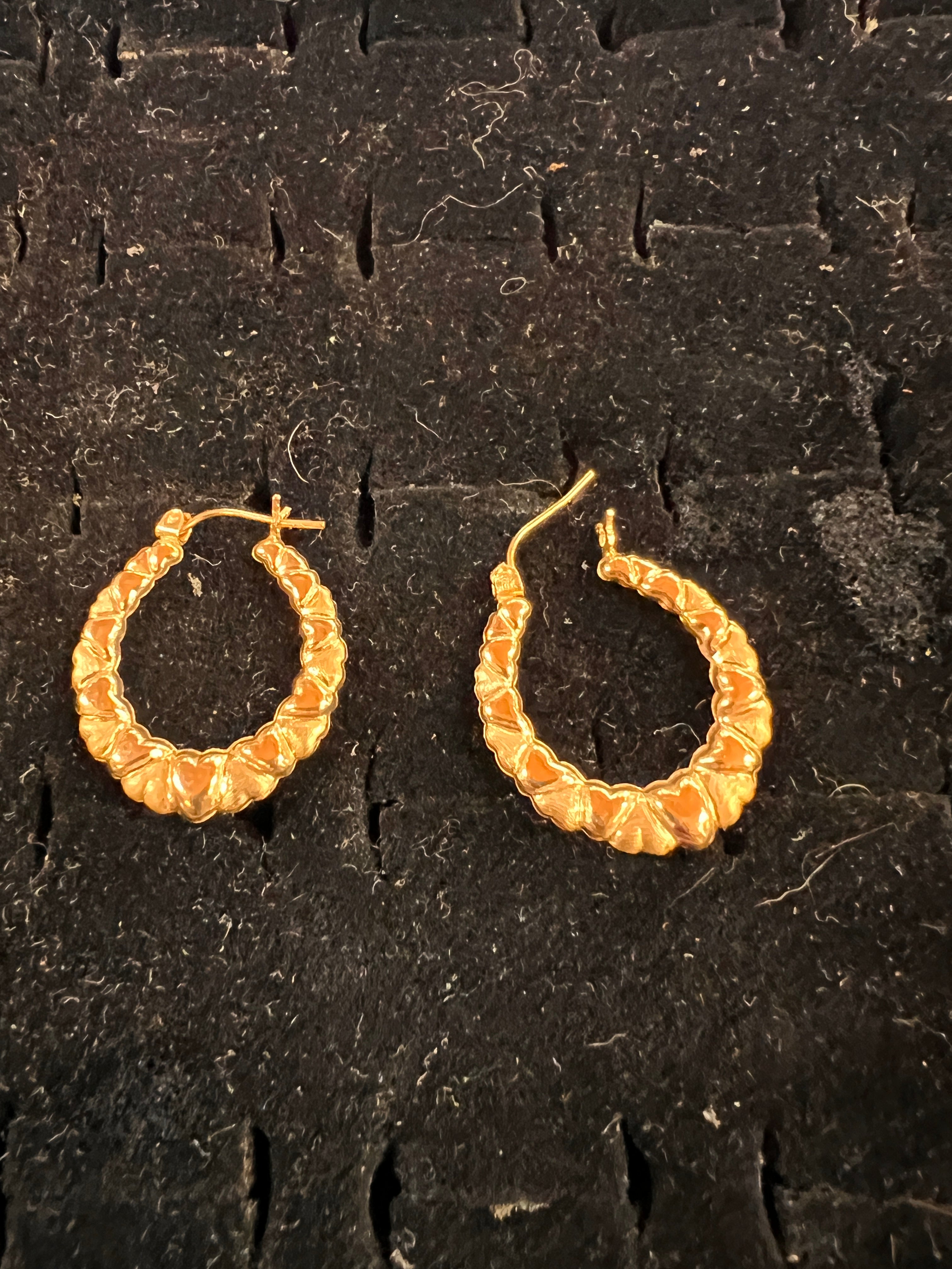 14 Karat Gold Earrings 2.12 Grams