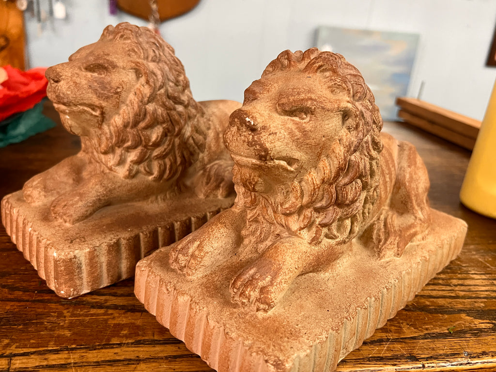 Pair of Vintage Terracotta Lion Statues – Architectural Style Bookends or Shelf Accents