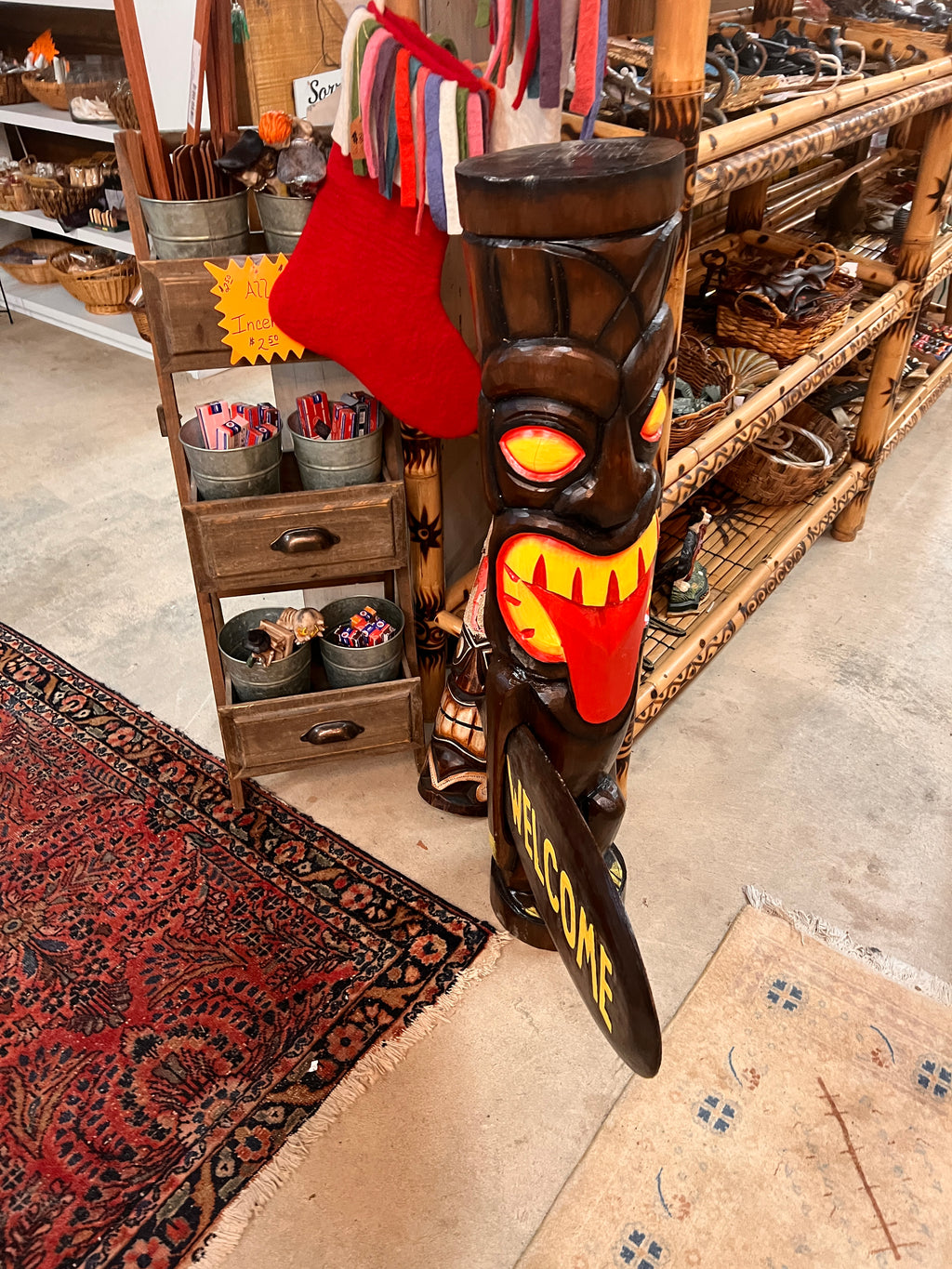 Welcome Sign Totem