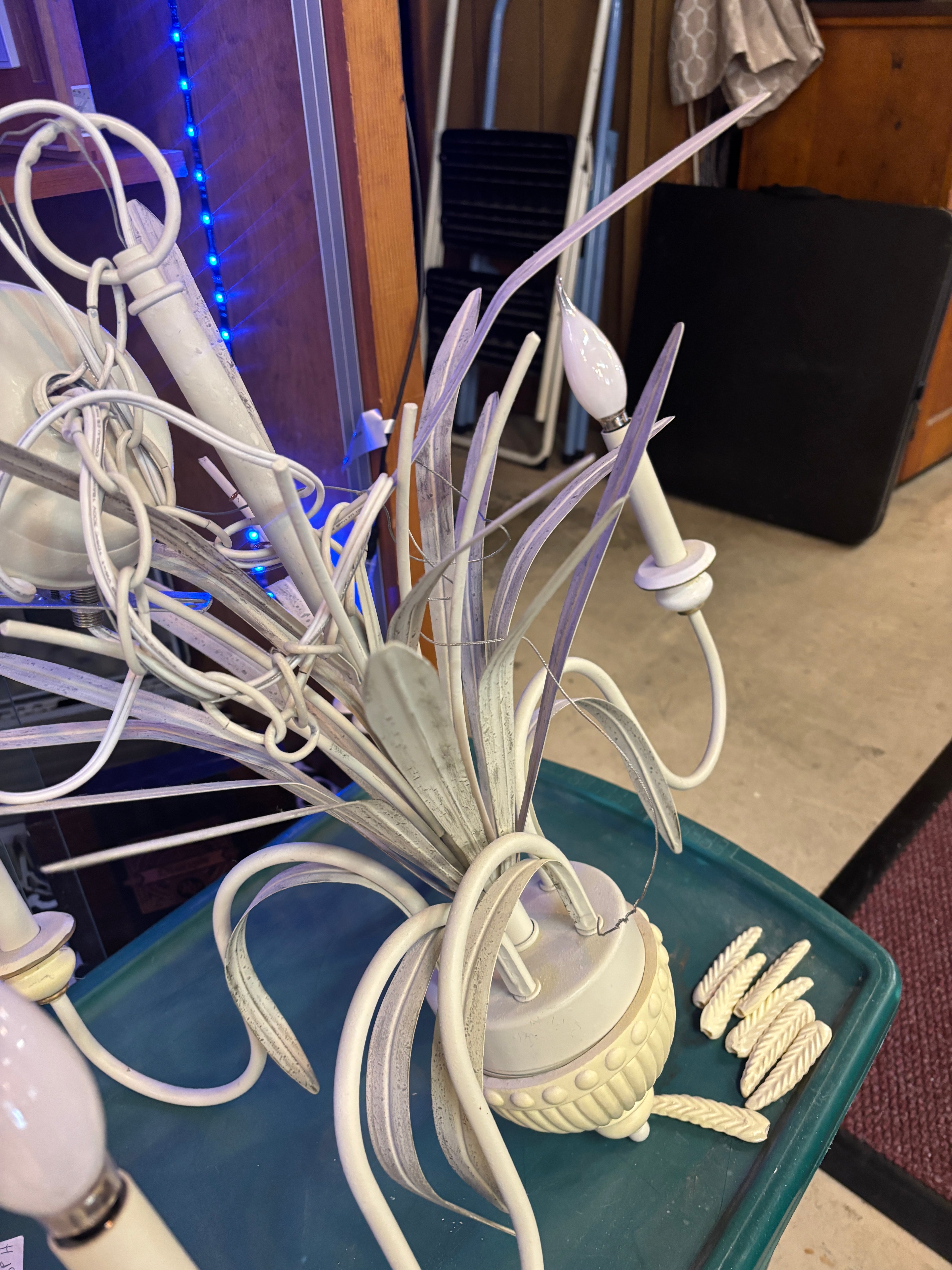 Vintage Cream 5 Light Chandelier