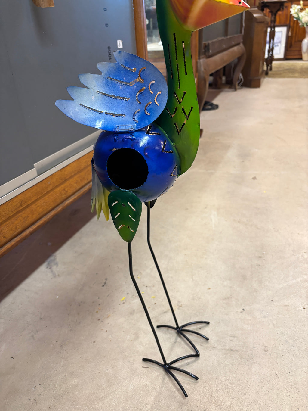 Standing Metal Bird Candleholder