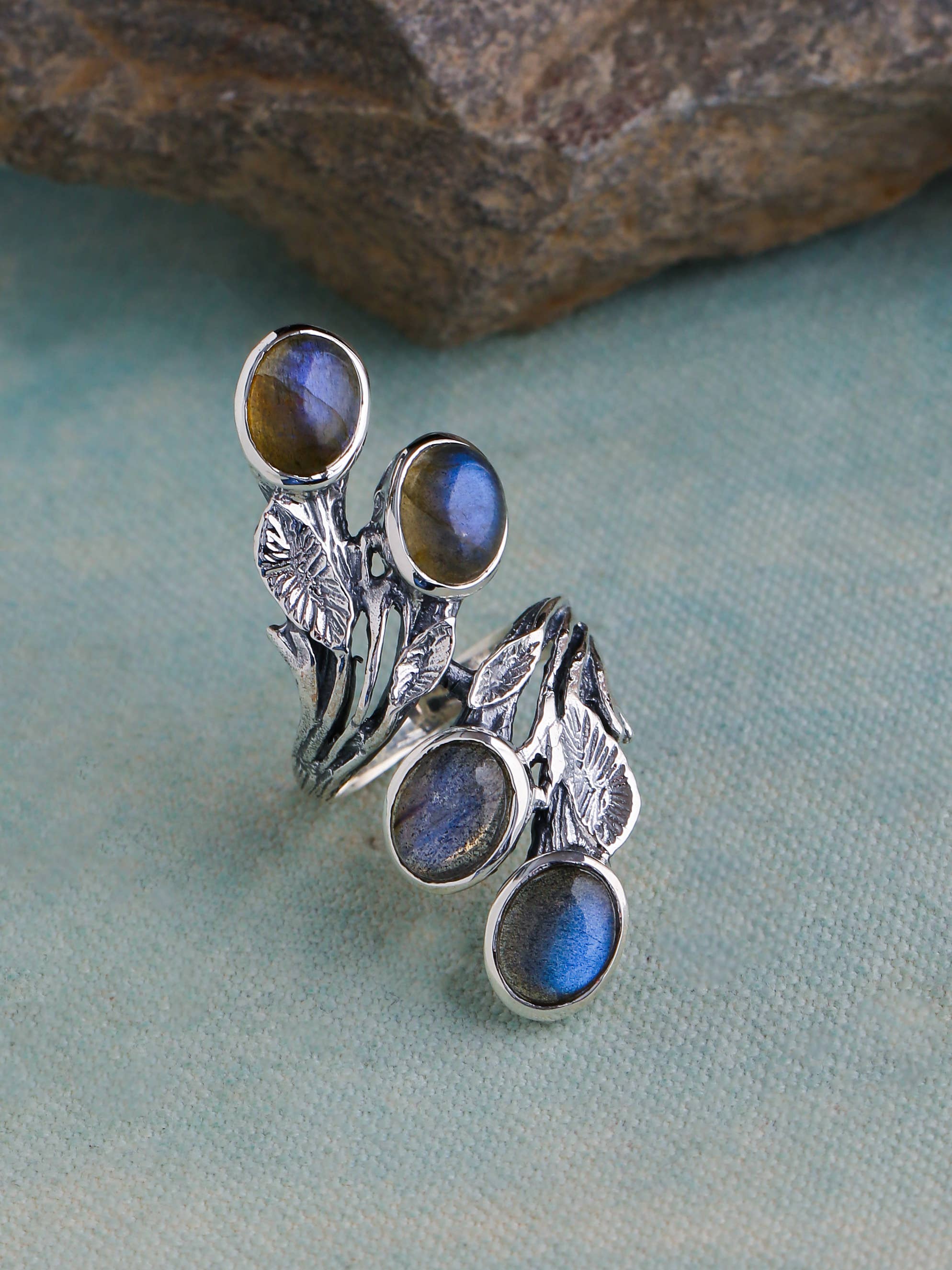 925 Silver Labradorite Leaflight Quartet Statement Ring: 10