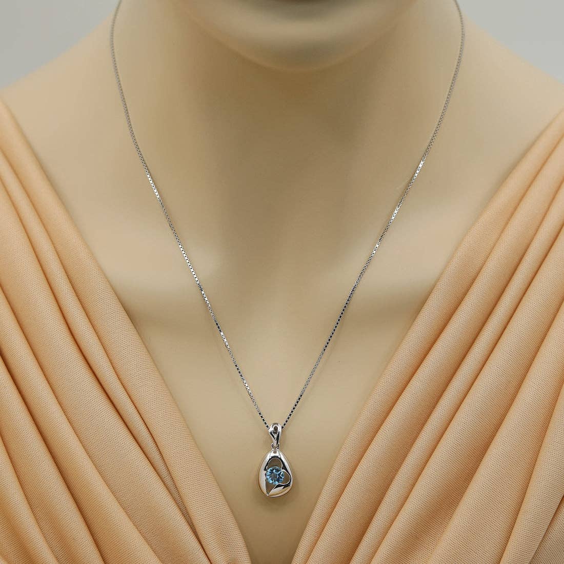 Swiss Blue Topaz Sterling Silver Pendant  1 Carat