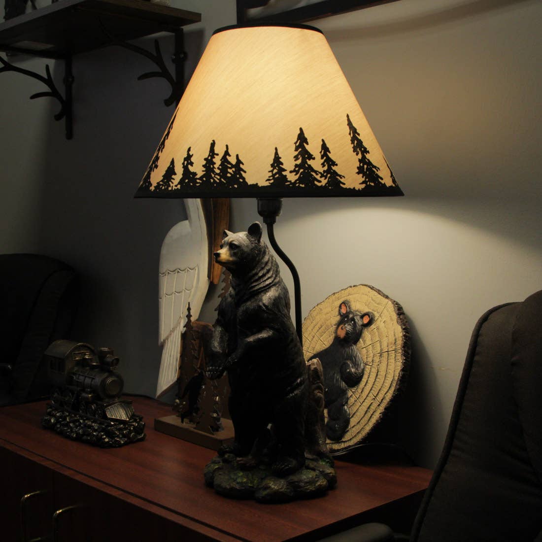 Standing Grizzly Bear Table Resin Lamp Forest Shade