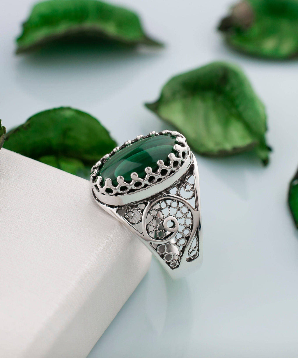 Art Malachite Gemstone Women Silver Ring: Malachite / 8
