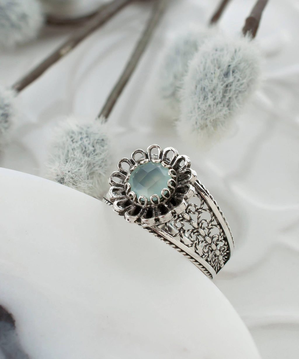 Filigree Art Daisy Figured Aqua Chalcedony Gemstone Women Sterling Silver Cocktail Ring: 7