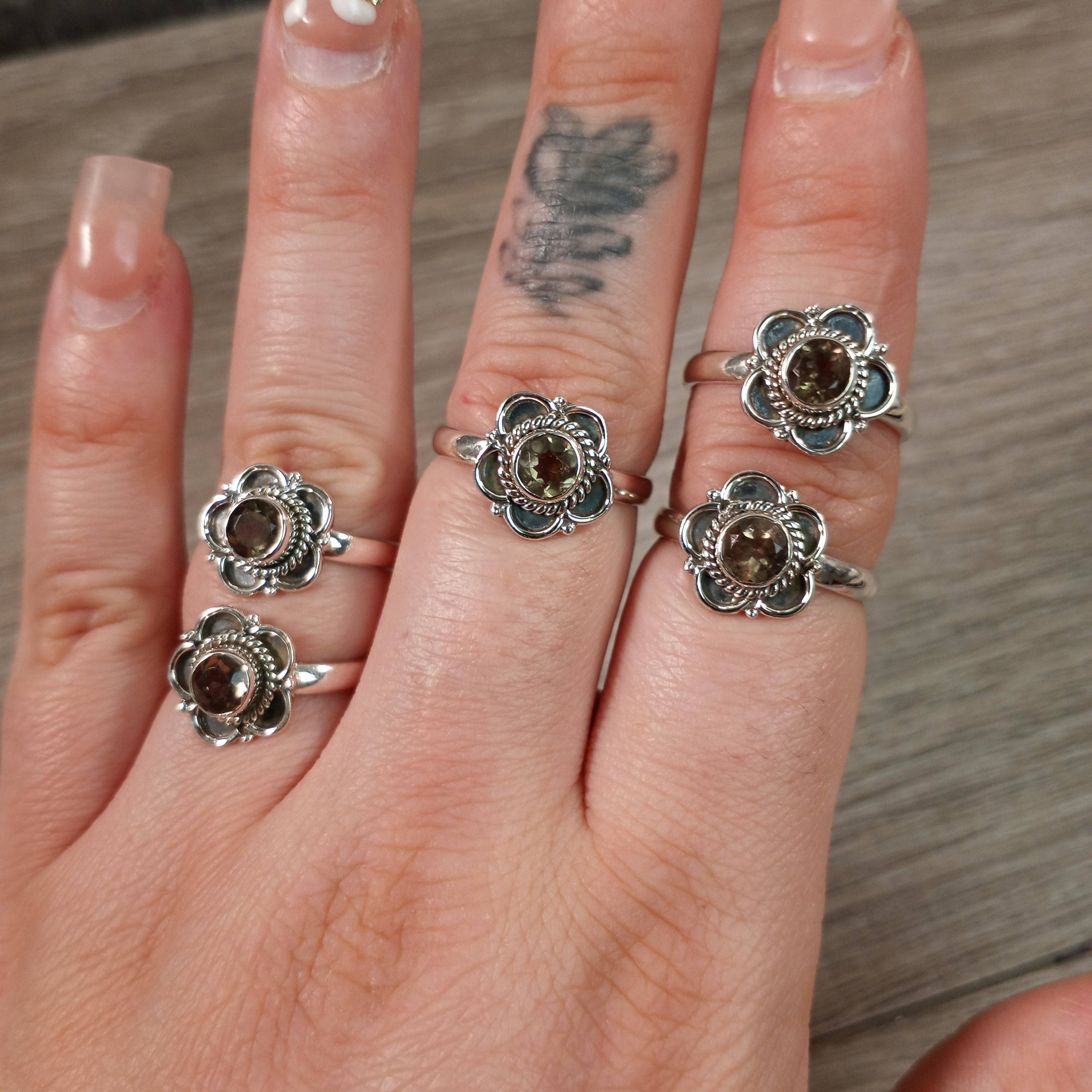 Sterling Silver Boho Flower: Smoky Quartz / 7