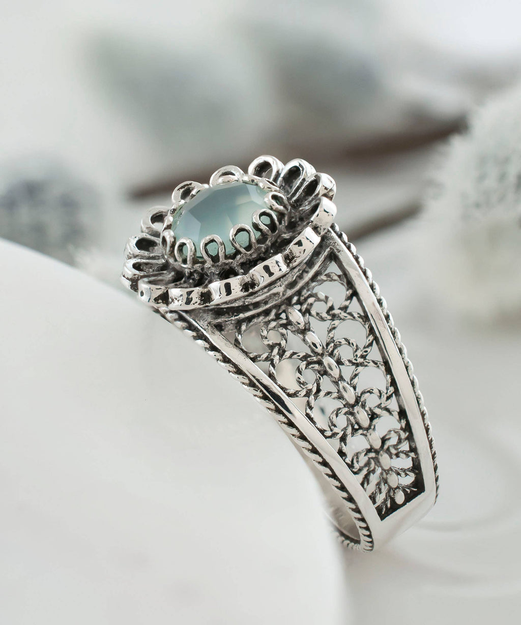 Filigree Art Daisy Figured Aqua Chalcedony Gemstone Women Sterling Silver Cocktail Ring: 7