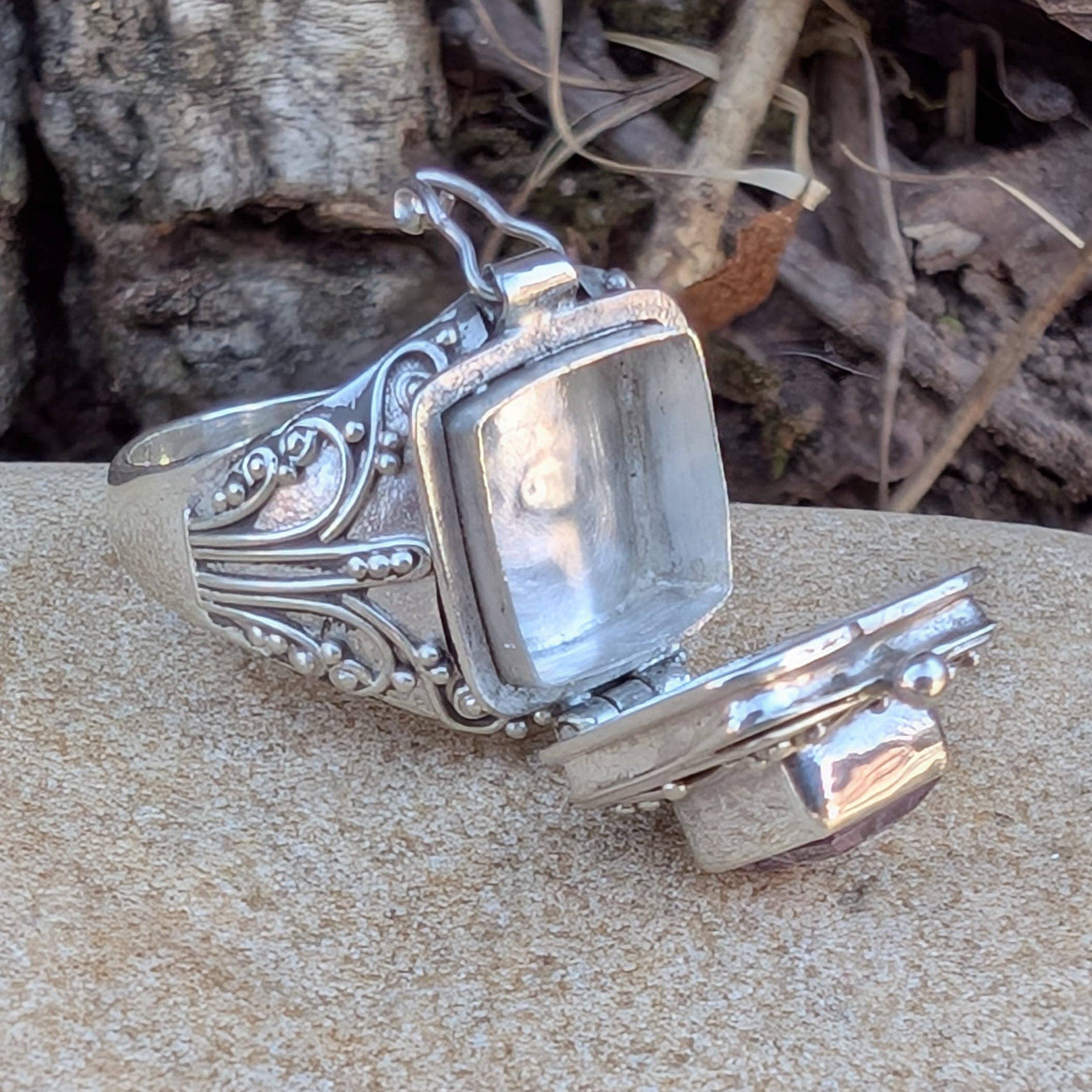 Midnight Elixir - Square Poison Locket Box Sterling Silver Ring: Blue Topaz / 7