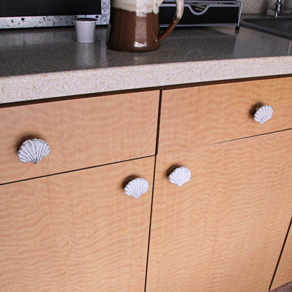 Set of 6 White Cast Iron Scallop Sea Shell Drawer Pulls