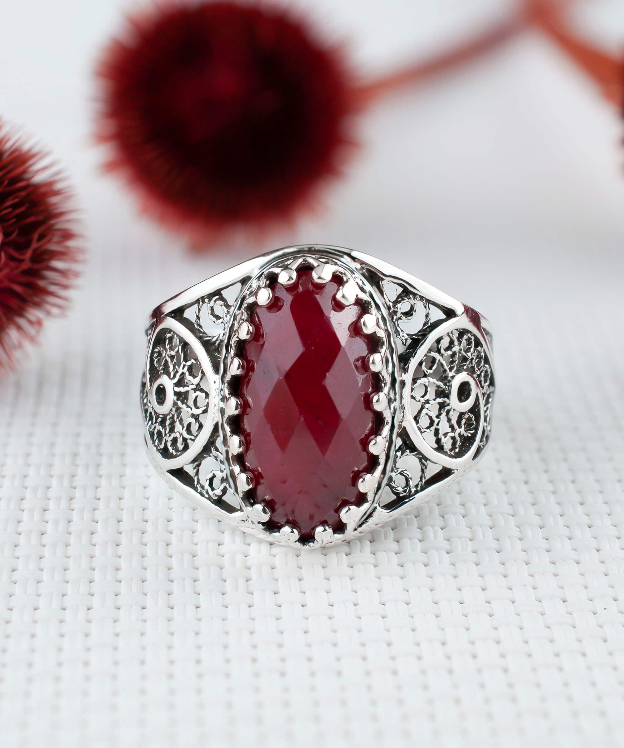 Art Ruby Corundum Gemstone Women Silver Ring: Ruby Corundum / 8