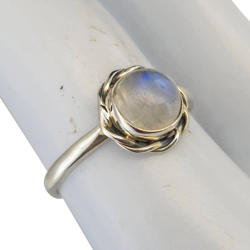 Moonstone Sterling Silver Ring: 7