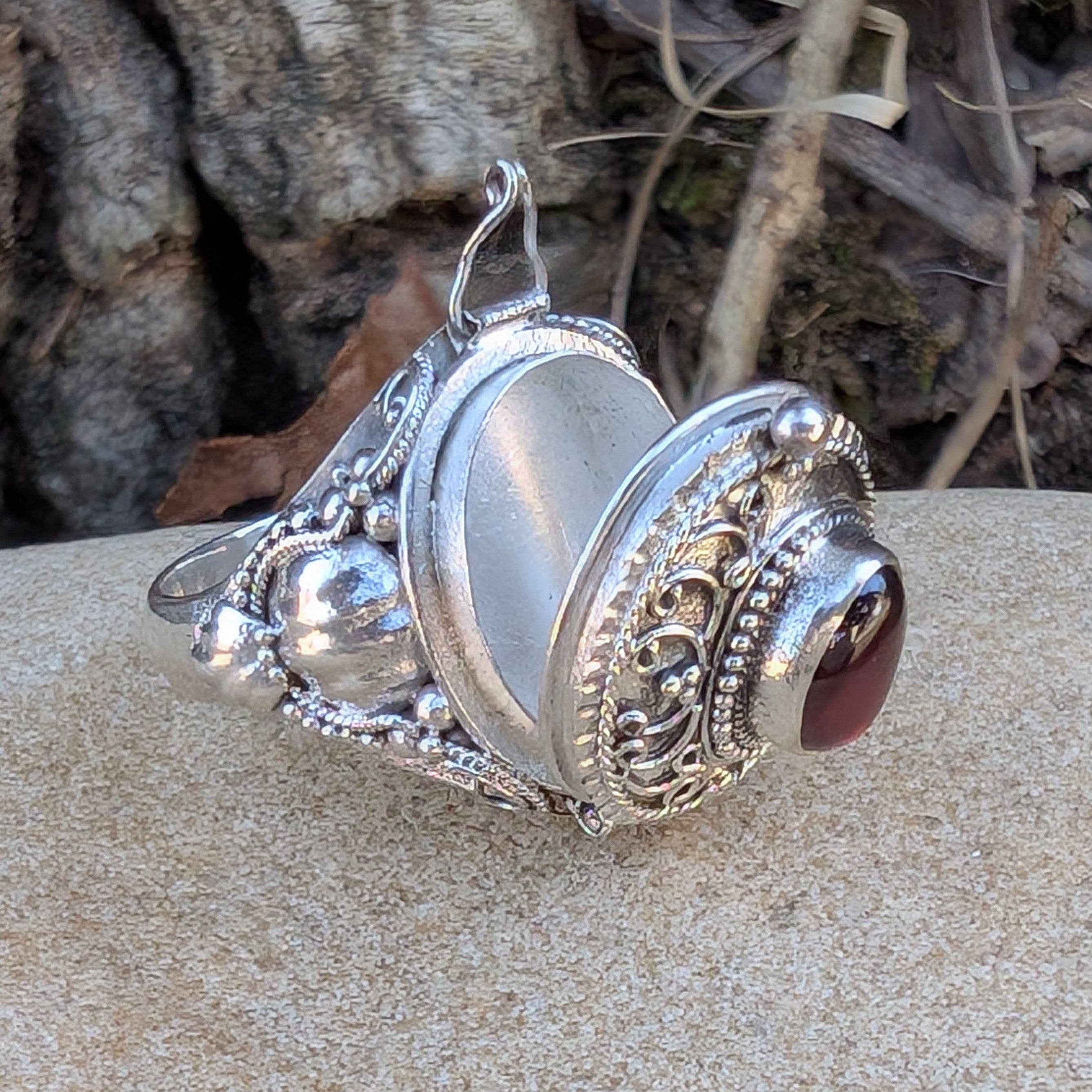 Medieval Eye - Gemstone Poison Box Locket Ring in Sterling Silver: Tiger Eye / 7
