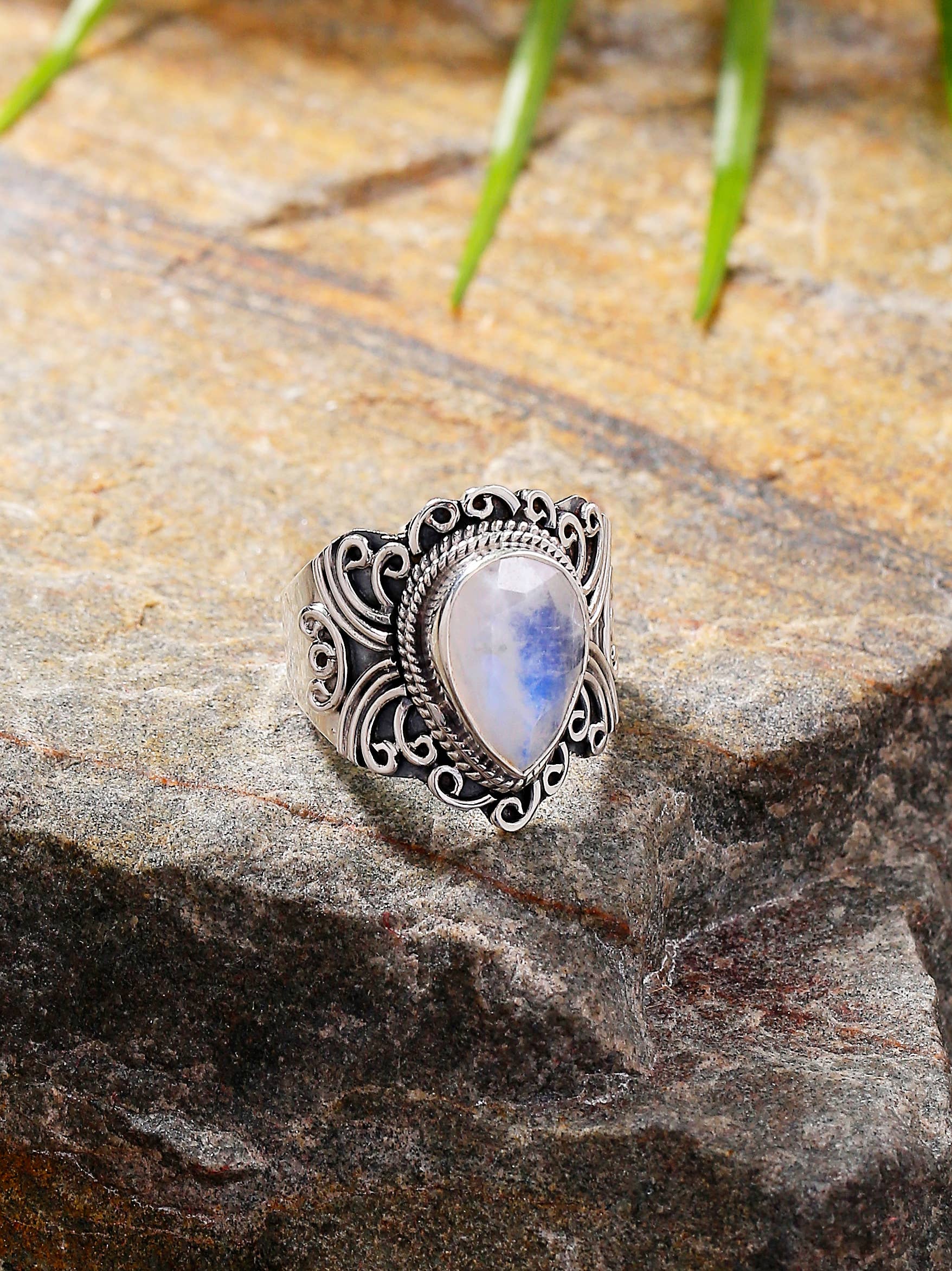 Rainbow Moonstone 925 Sterling Silver Ring: 9