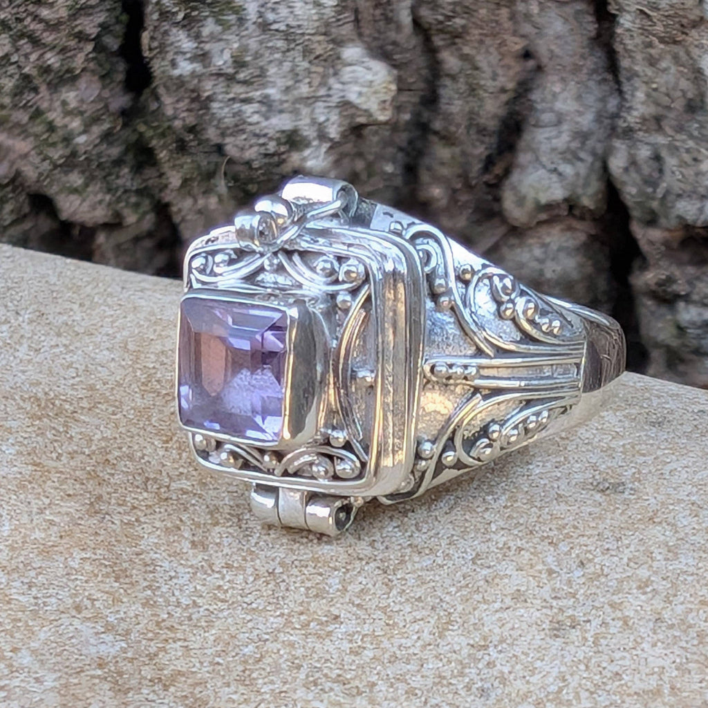 Midnight Elixir - Square Poison Locket Box Sterling Silver Ring: Blue Topaz / 7
