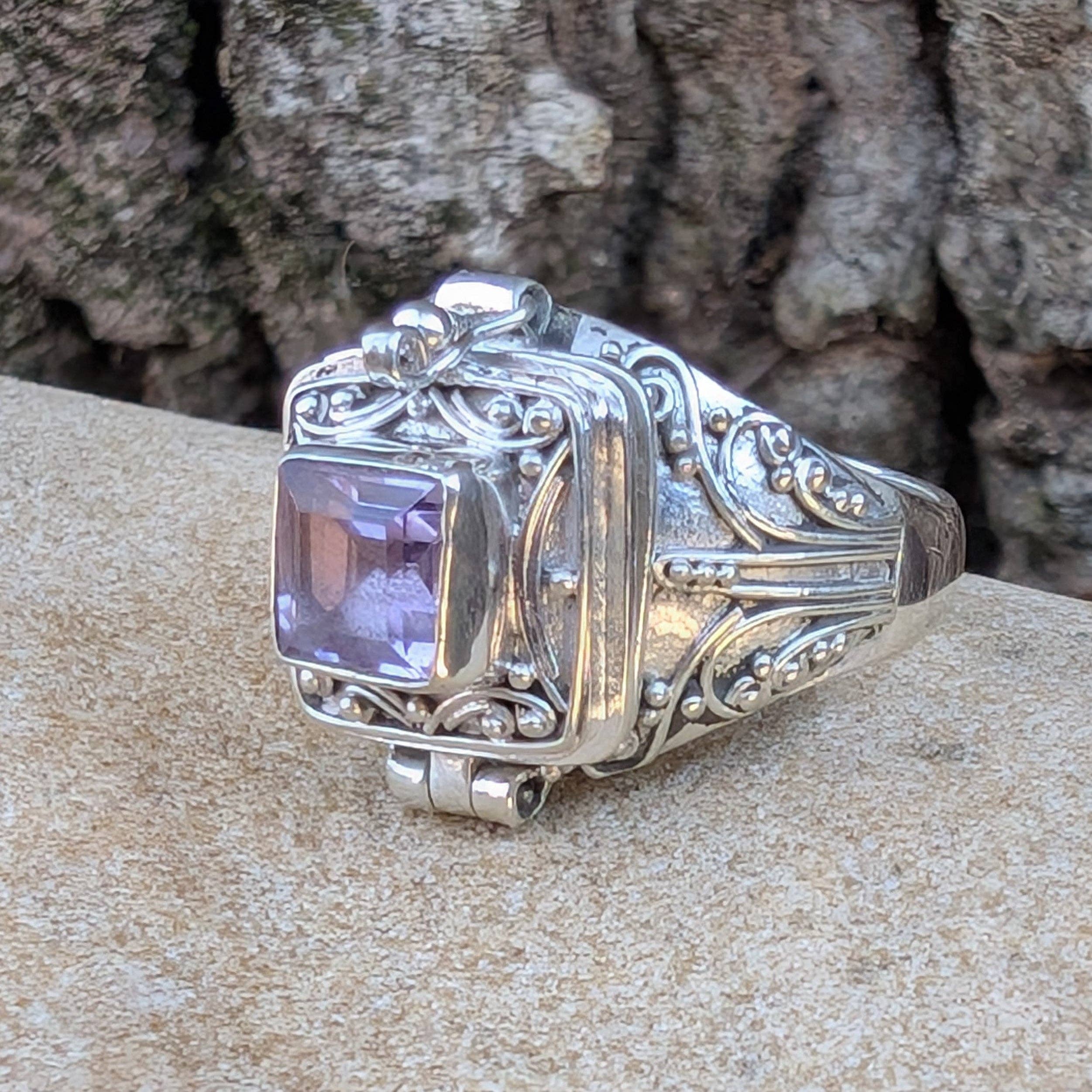 Midnight Elixir - Square Poison Locket Box Sterling Silver Ring: Blue Topaz / 7