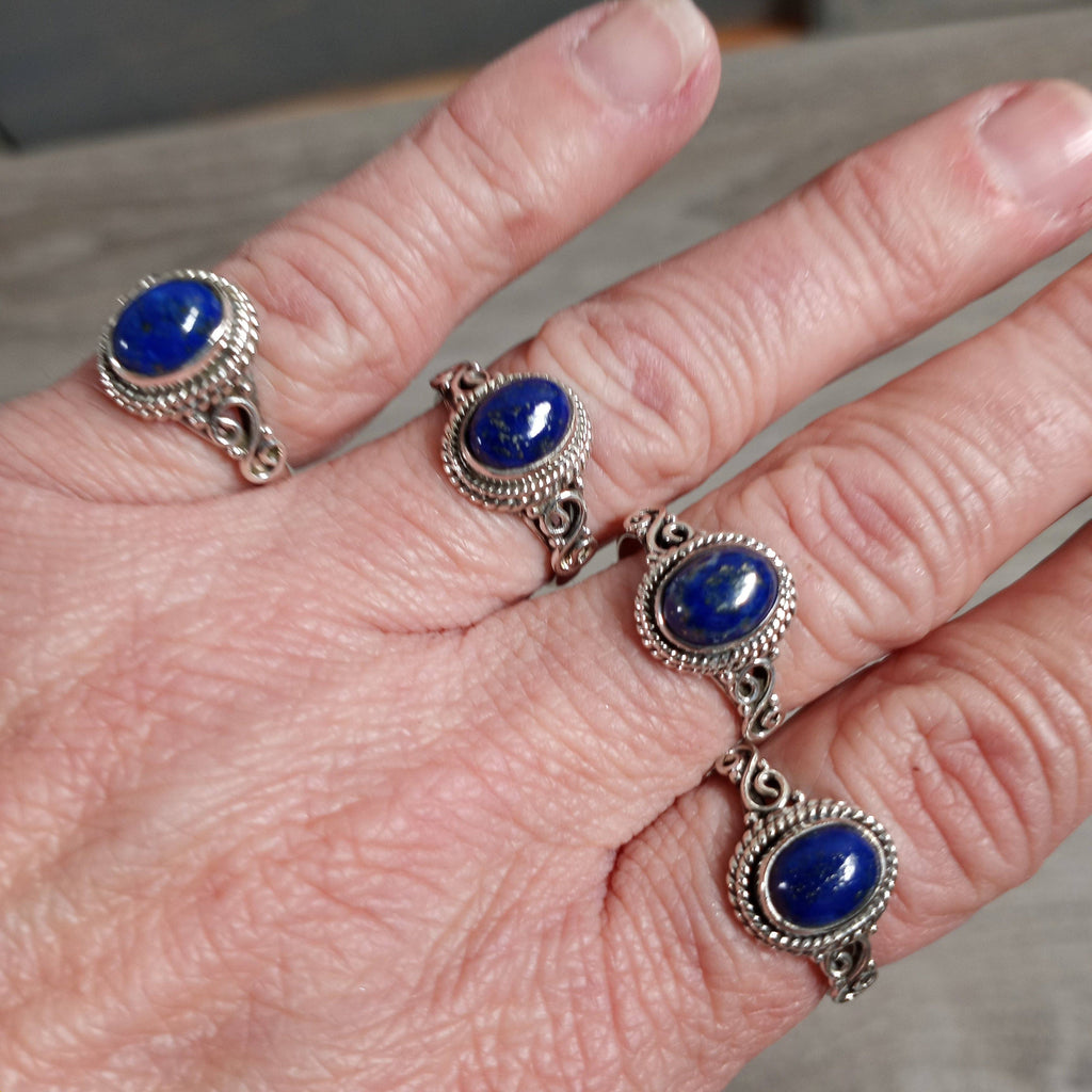 Sterling Silver 925 Victorian Double Swirl: Rainbow Moonstone / 7.5