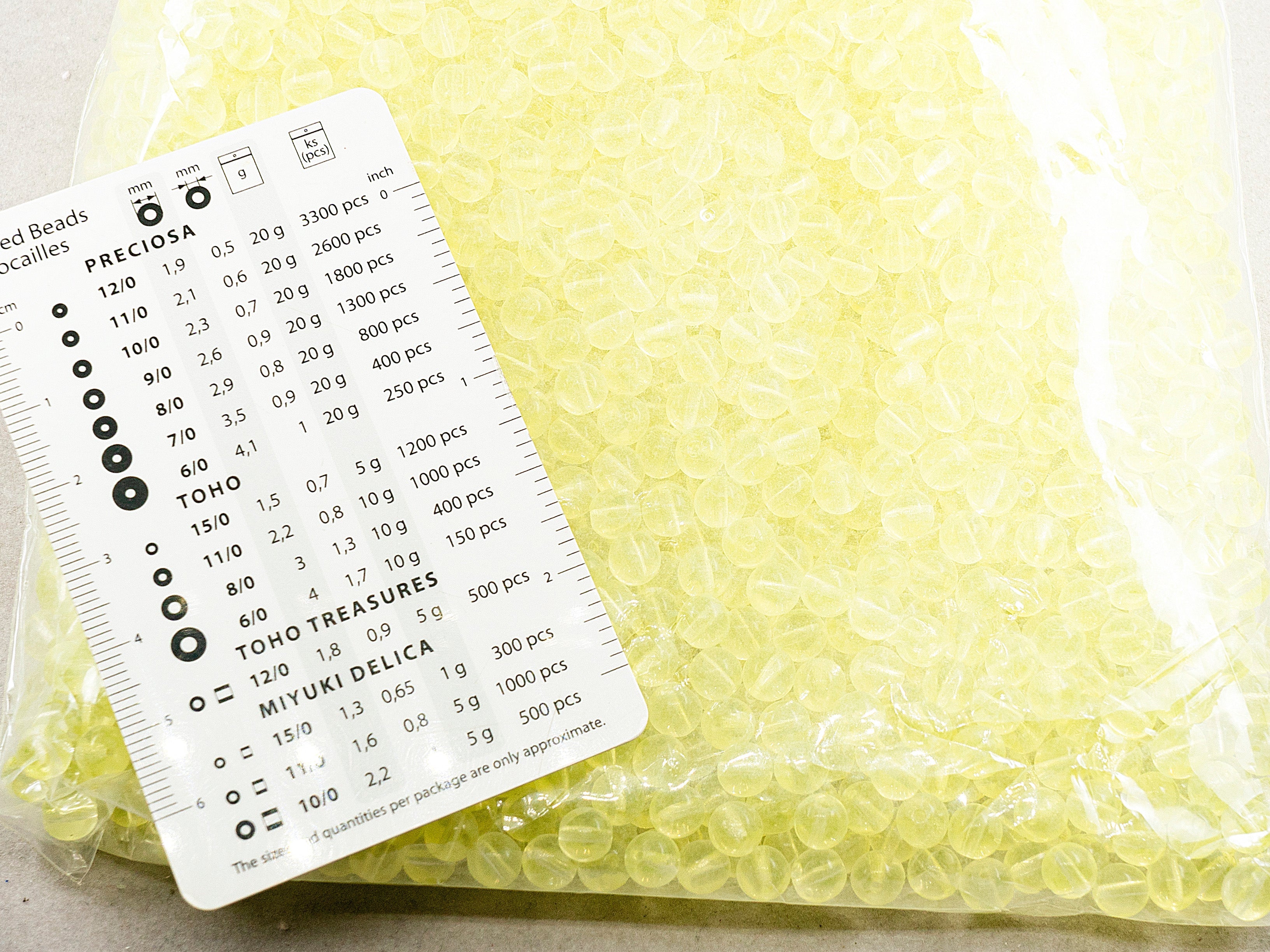 OUTLET 250g Round Beads , 6 x 6 mm, Transparent Yellow (80120), Glass, Czech Republic