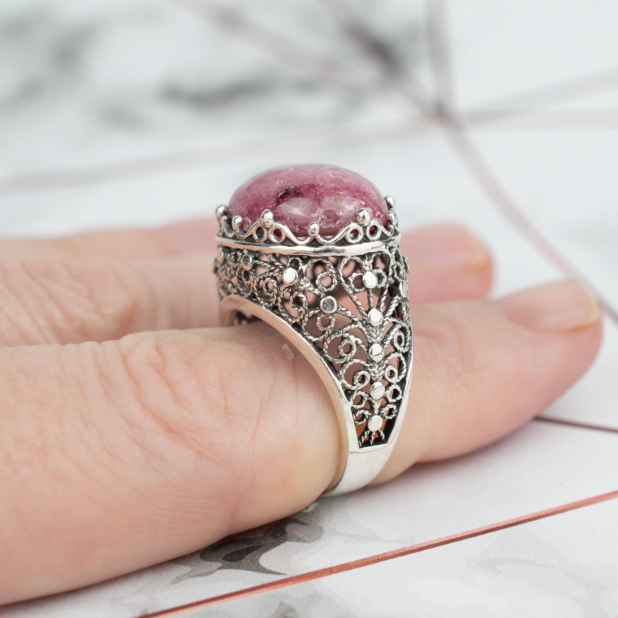 Art Rhodonite Gemstone Woman Sterling Silver Dome Ring: Rhodonite / 7