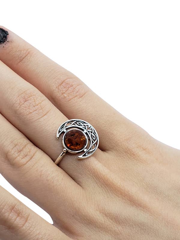 Celtic Cognac Amber Sterling Silver Moon Ring: 8