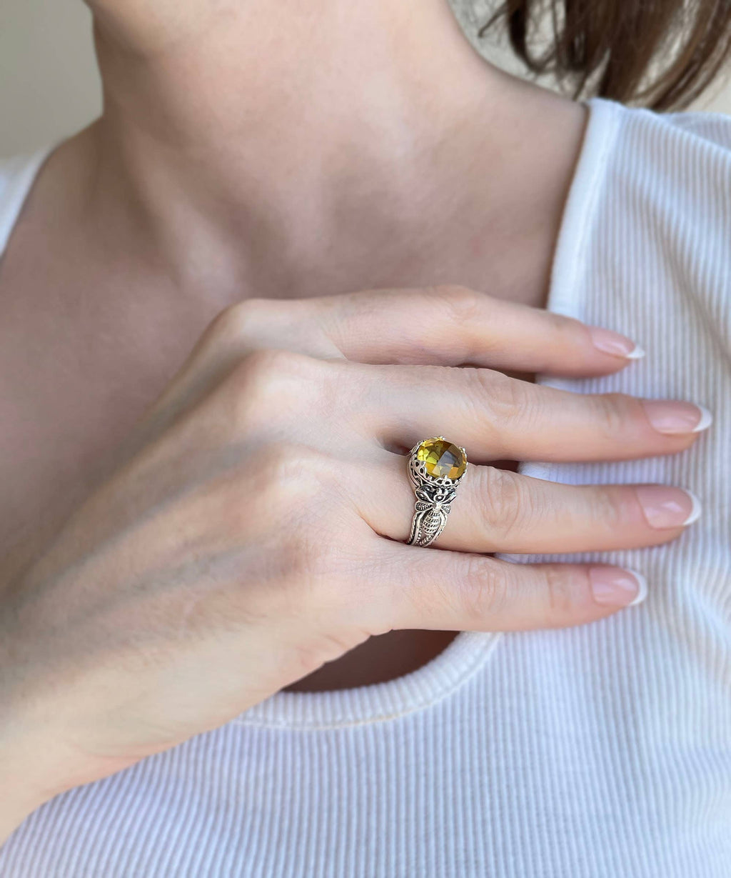 Art Bee Detailed Citrine Women Silver Ring: 7
