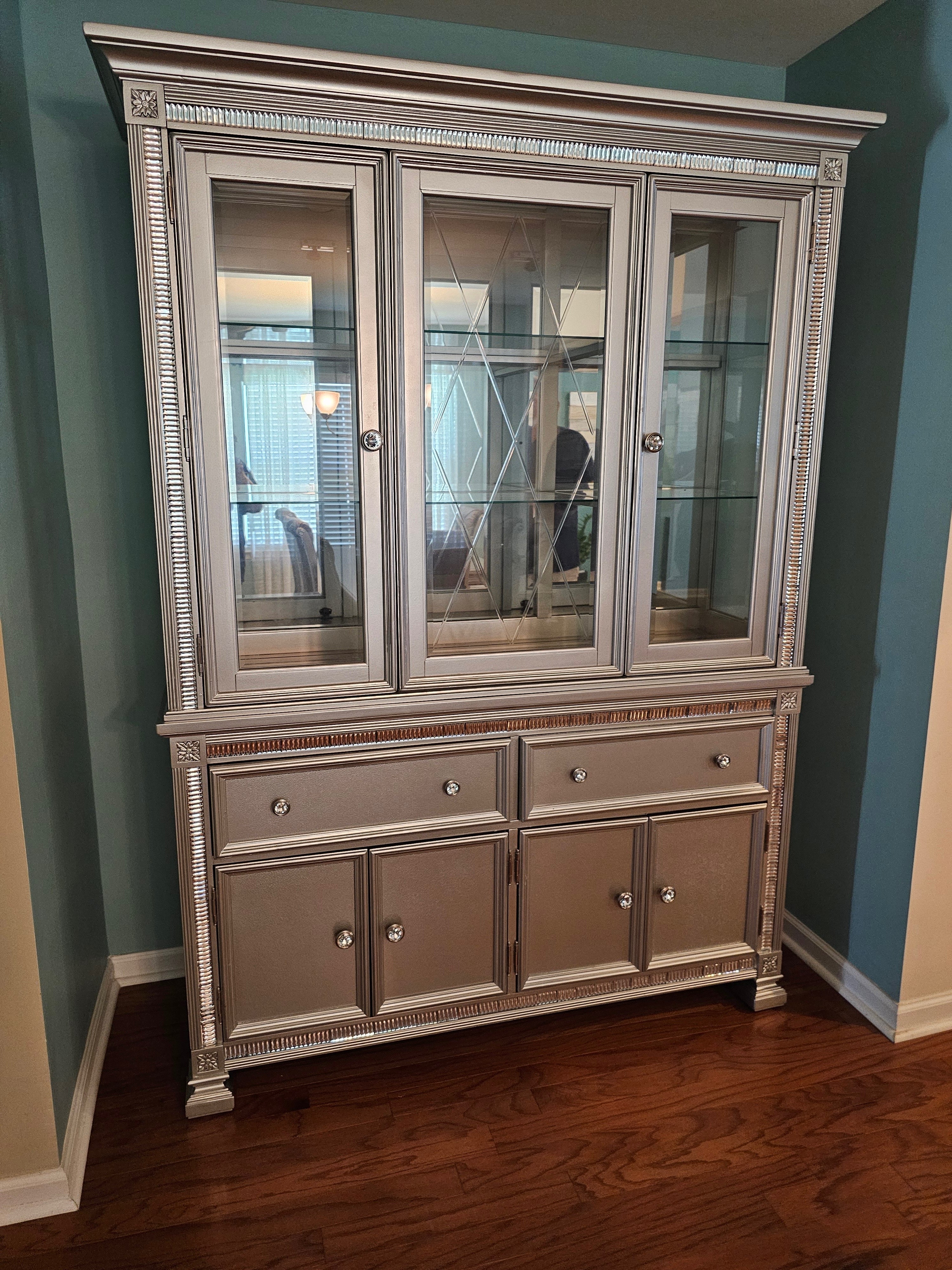 Homelegance Bevelle Silver Lighted China Cabinet – Mirrored Back, Glass Shelves